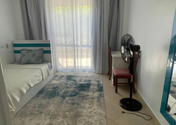 2 Bedroom In Sunterra Apartment