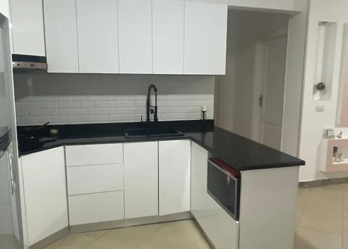 2 Bedroom In Sunterra Apartment *